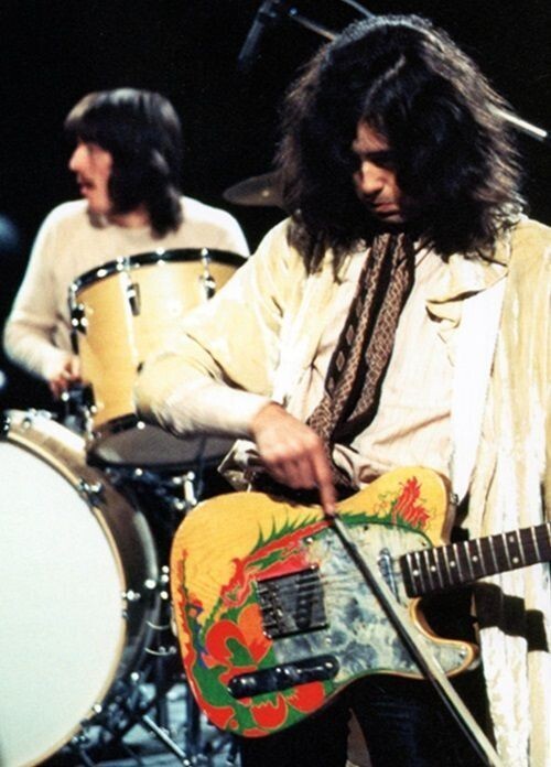 Jimmy Page of Led Zeppelin Lot of 2 Different 4×6 Re-Print #0000