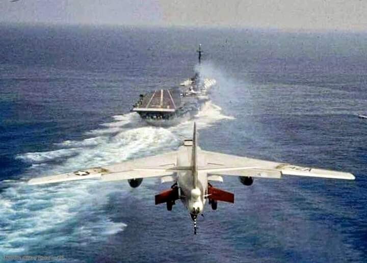 US Navy A3 Skywarrior Approaches Carrier Landing Cold War 4×6 Re-Print