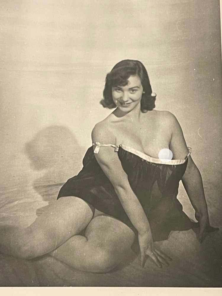 Original Curiosa Pin Up Print 1950s Portrait Nude Woman Female France Eros