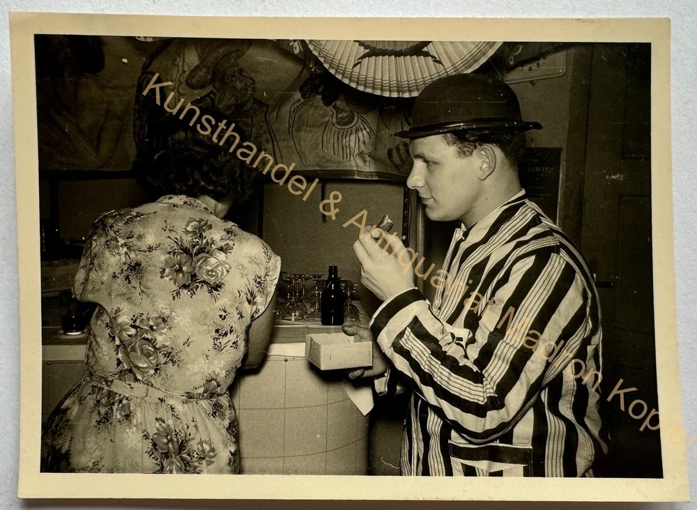 orig. Photo dance carnival dancing around 1955
