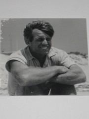 PHILIPPE HALSMAN SIGNED ART PHOTOGRAPH OF ROBERT KENNEDY LIMITED EDITION 4/500