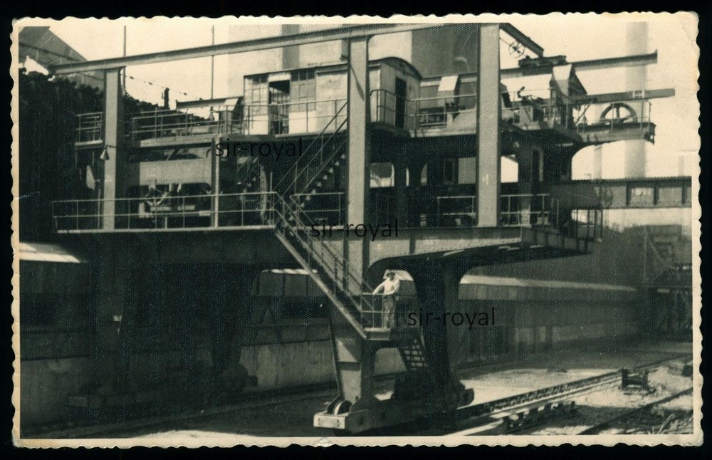 Machine technology industrial craft profession – photo post 14×9 cm