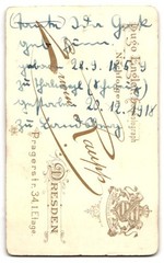 Photograph Hugo Engler, Dresden, Pragerstraße 34, Ida Gock in floral dress