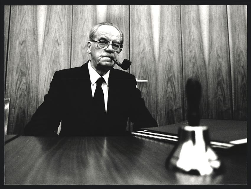 Photograph Vario-Press, Bonn, Herbert Wehner at the SPD parliamentary group meeting 1981