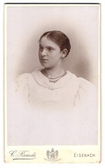 Photograph Carl Remde, Eisenach, Frauenberg 29, portrait young lady in dress mi