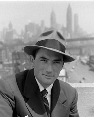 Gregory Peck publicity photo c. 1947, reprint – multiple sizes: 1310