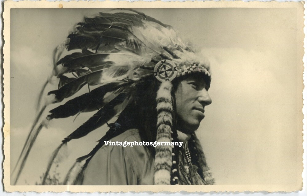 D7998 Photo North America Indians First Nations Canada America Western Chief