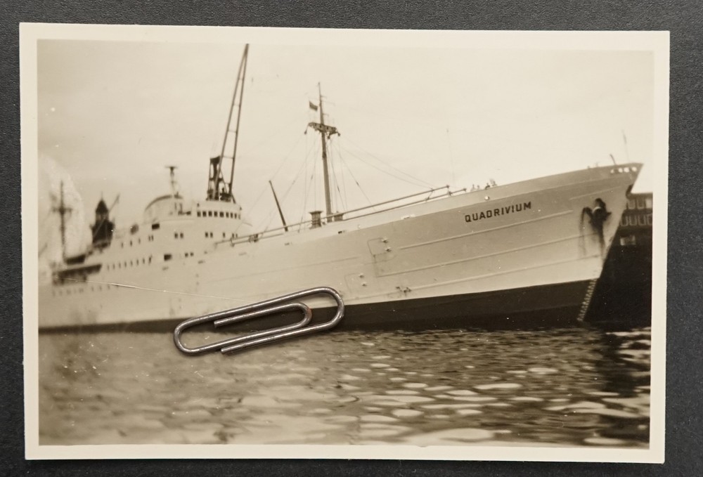S Photo Hamburg Port Refrigerated Ship Tanker Boat Quadrivium Sign Cargo Transport
