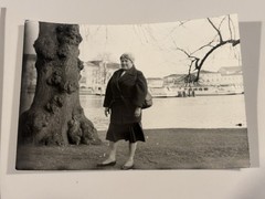 📸 Set 2x Original Photo Woman by Sea and Harbor Karl Marx City GDR 1960s 7×10