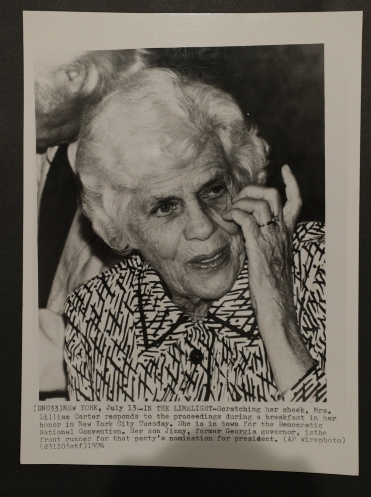 Mrs Lillian Carter in NYC Photograph 7×9, b/w 1976