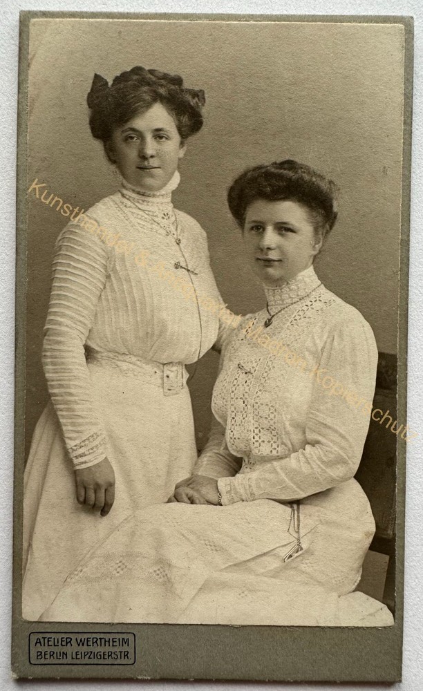 orig. CDV photo photography photograph women girls fashion around 1895 Berlin Werthe