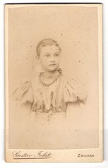 Photograph Gustav Jobst, Zwickau i. S., outer Schneebergerstr. 20, young girl