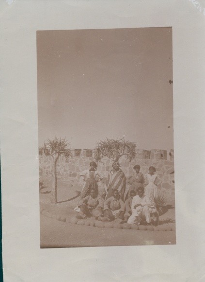 Photo Namibia, DSWA, African Group on Roadside – 10390522