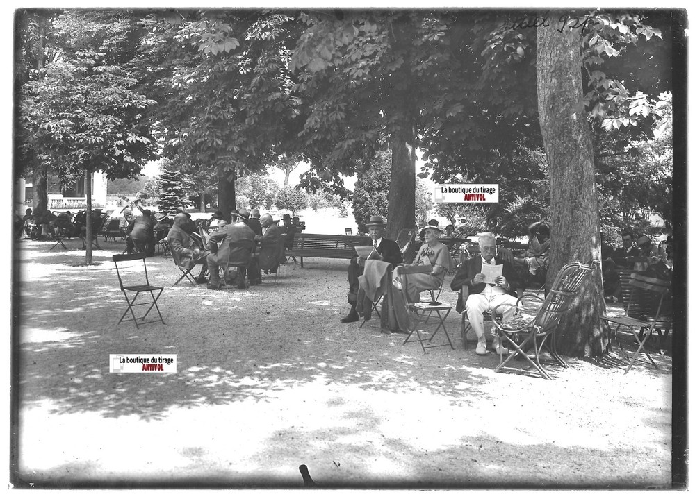 Glass Photo Positive Black and White 13×18 cm Vittel Vosges, Public Park