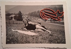 Original Photo Woman Female Young Pretty Bathing King Lake Posture Elegance Body