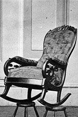 New Photo: President Abraham Lincoln’s Rocking Chair at Ford’s Theatre – 6 Sizes