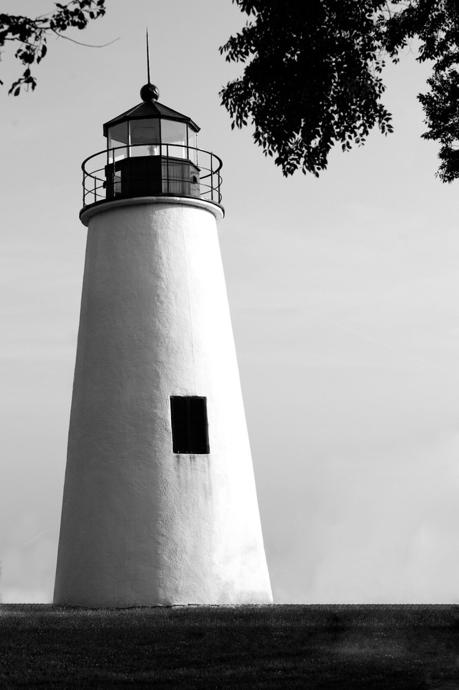 20×30 Print The Abandoned Lighthouse by Walter Gene