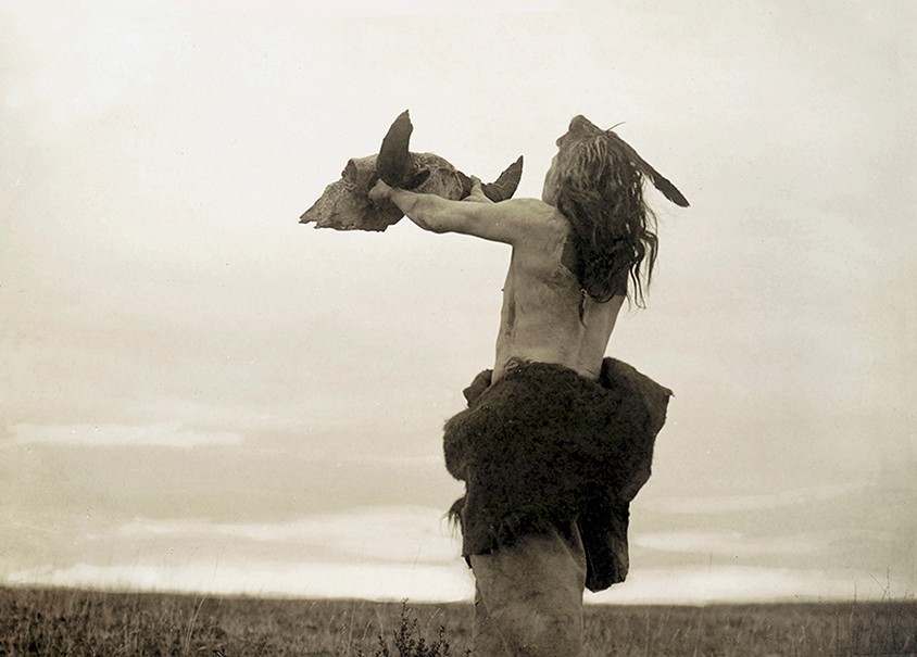 Mandan Man, Offering Buffalo Skull, Edward S. Curtis Orig, 5×7 New Print $4.49