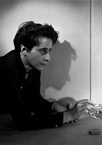 Hanna ARENDT by Fred Stein, postcard, carte postale, postcard
