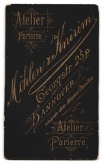 Photograph Möhlen & Knirim, Hanover, Georgstrasse 25 p, portrait young lady in