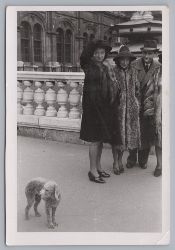 Women in Fur with Dog – Vintage Photo 1930s 1940s