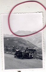 PHOTO PHOTO OLD MOTORCYCLE WITH SIDECAR