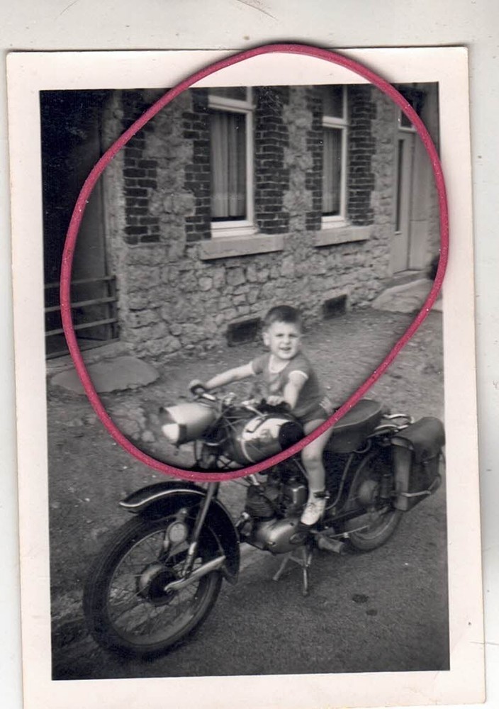 PHOTO PHOTO CAR AUTOMOBILES OLD MOTORCYCLE