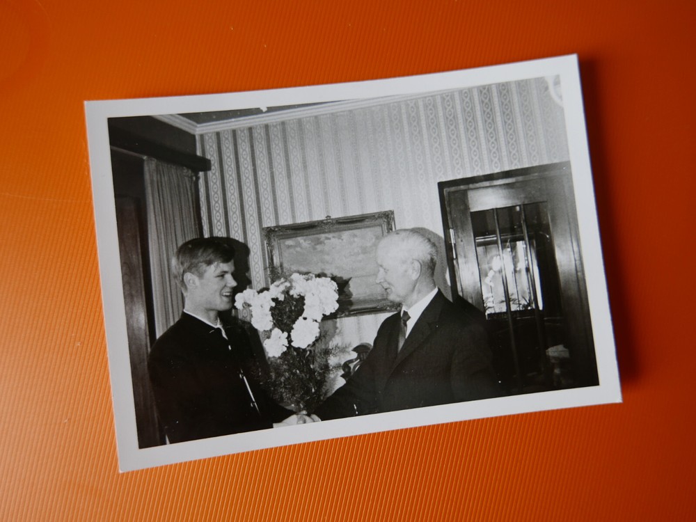 «STUD»: PHOTO, PHOTOGRAPHY, BIRTHDAY, FLOWERS, MEN, FAMILY, ANNIVERSARY, CELEBRATION!