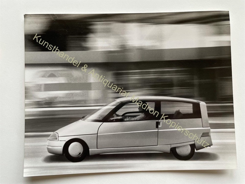 orig. Large press photo sales photo car Renault Vesta PV9 21.5×16.5cm
