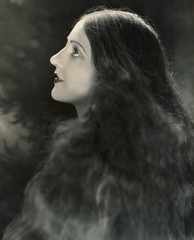 LARGER SIZE, ZIEGFELD FOLLIES Broadway Show, „Princess Heana” dancer w amazing