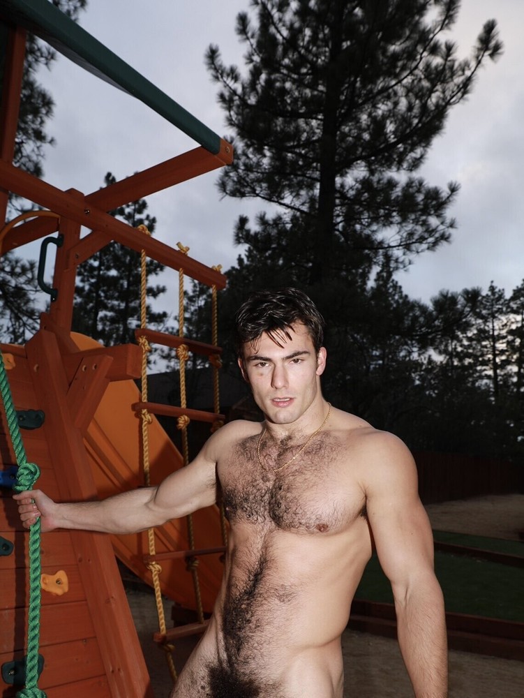 [A618] Handsome Male Cute Model Showing Off Body And Muscles