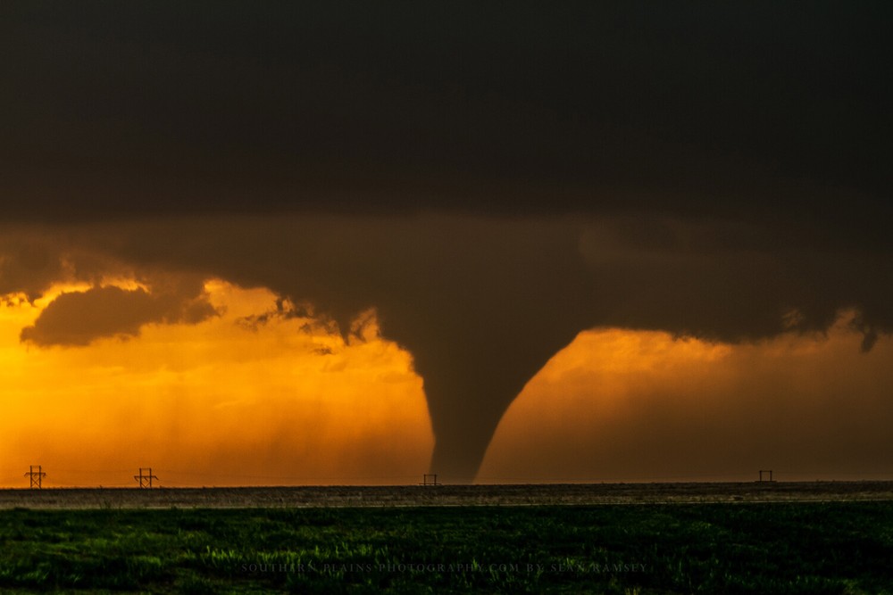 Storm Photography Print – Picture of Large Tornado as Silhouette in Kansas