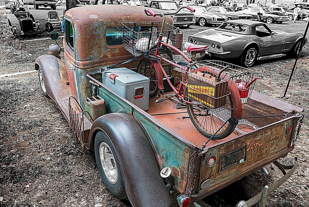 Man Cave Old Rusty Truck Show 12 x 18 Fine Art Print 13.6 Mega Pixels picture