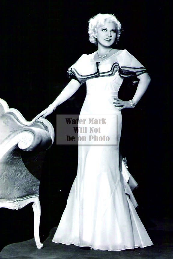 Mae West (Vintage Classic Pinup Glamour B&W & Color Photos ) Many 4×6 inches