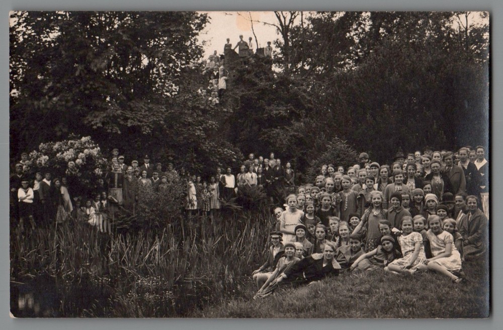 Photo Children Pond Tower Probably Scheinfeld or Schernfeld Summer 1924 (F1294)