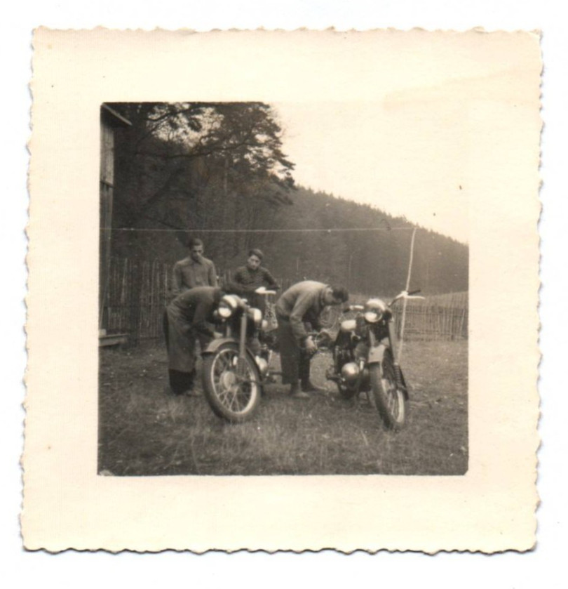 Photo Vintage Original Men with Motorcycles Vintage Motorcycle 1953