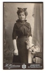 Photograph H. Hartmann, Berlin, size Frankfurterstraße 75, Bourgeois Miss