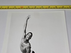 THE JOFFREY BALLET 8×10 HERBERT MIGDOLL PRESS PHOTO TYPE 1 DANCE MALE BLACK VTG