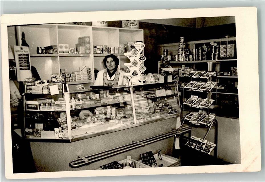 13266318 – 1000 Berlin Mitte mixed goods shop sales counter owner