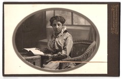 Photograph Albert Wegner, Berlin-SW, Belle Alliance Platz 9, portrait young Dam