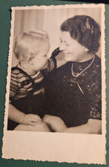 Woman in knitting with child (13.5×8.5) original photo