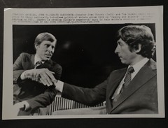 Senator John Tunney & Tom Hayden shake hands Press Photograph 7×10, b/w 1976