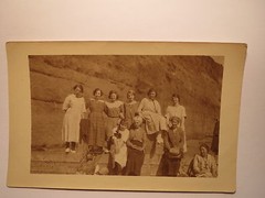 Isle of Wight / Shanklin on 19 August 1924 – Girls & Women / Photo England