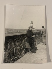 📸 Set 2x Original Photo Woman by Sea and Harbor Karl Marx City GDR 1960s 7×10