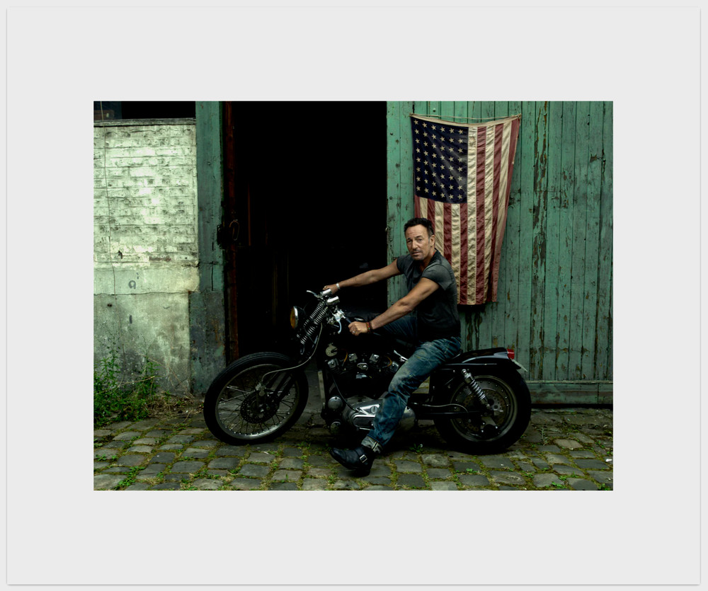 ANNIE LEIBOVITZ BRUCE SPRINGSTEEN PARIS 2024 PHOTOGRAPH BRAND NEW MUSEUM QUALITY