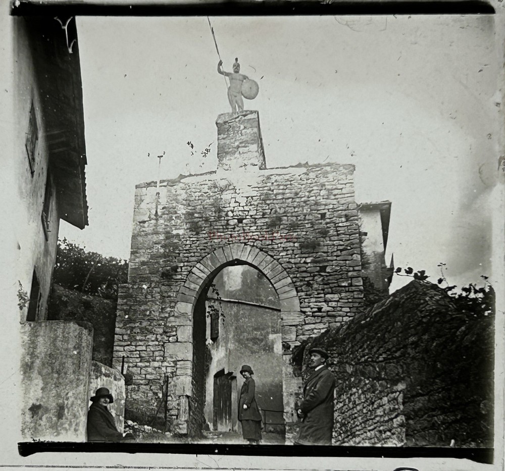 FRANCE Chazay-D’Azergue Die Porte De Lyon C1925 Photo Plate Stereo Vintage §n1