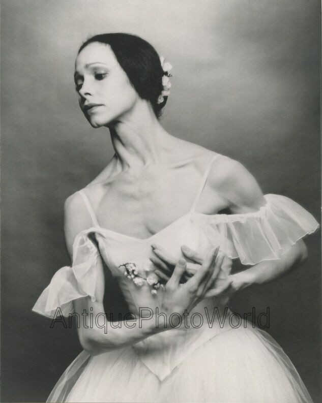 Beautiful Eva Evdokimova prima ballerina dancer vintage art ballet photo