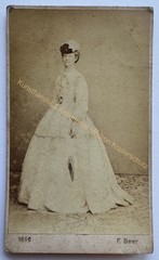 orig. CDV photo photograph woman lady picture old fashion around 1870 Beer Vienna