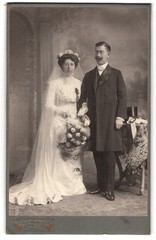 Photograph A. Schauber, Warnsdorf, Künstlergasse 175, wedding couple in festive