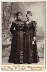 Photography studio Victoria, Steele, Berlinerstr. 27, Two Young Ladies In Dress